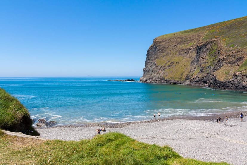 Cornwall - Luxury Holiday Lodges at St. Tinney Farm - Open weekend